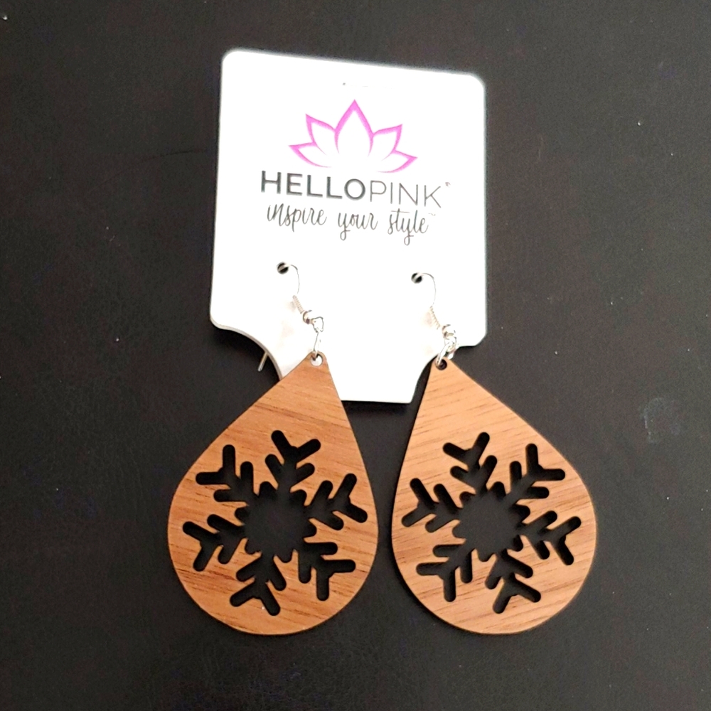 Snowflake earrings❄